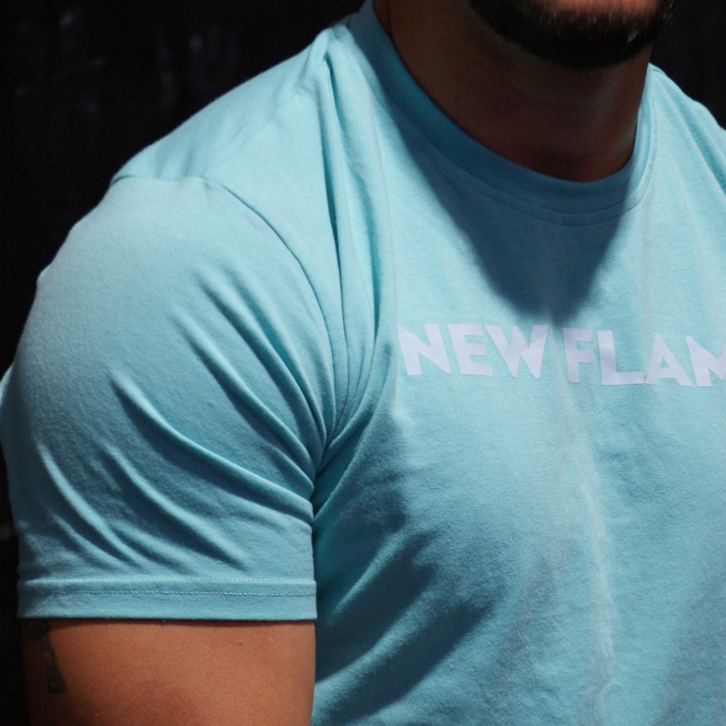 Camiseta MAD (Make A Difference) - Verde agua
