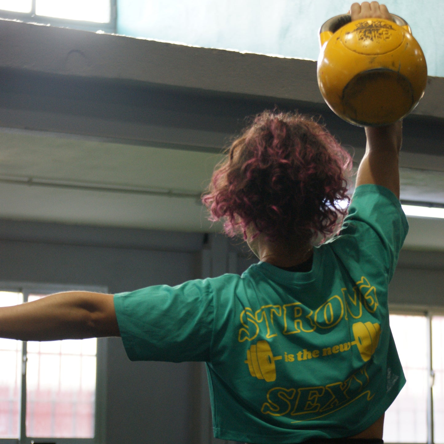 Crop Top STRONG - Verde/Amarillo