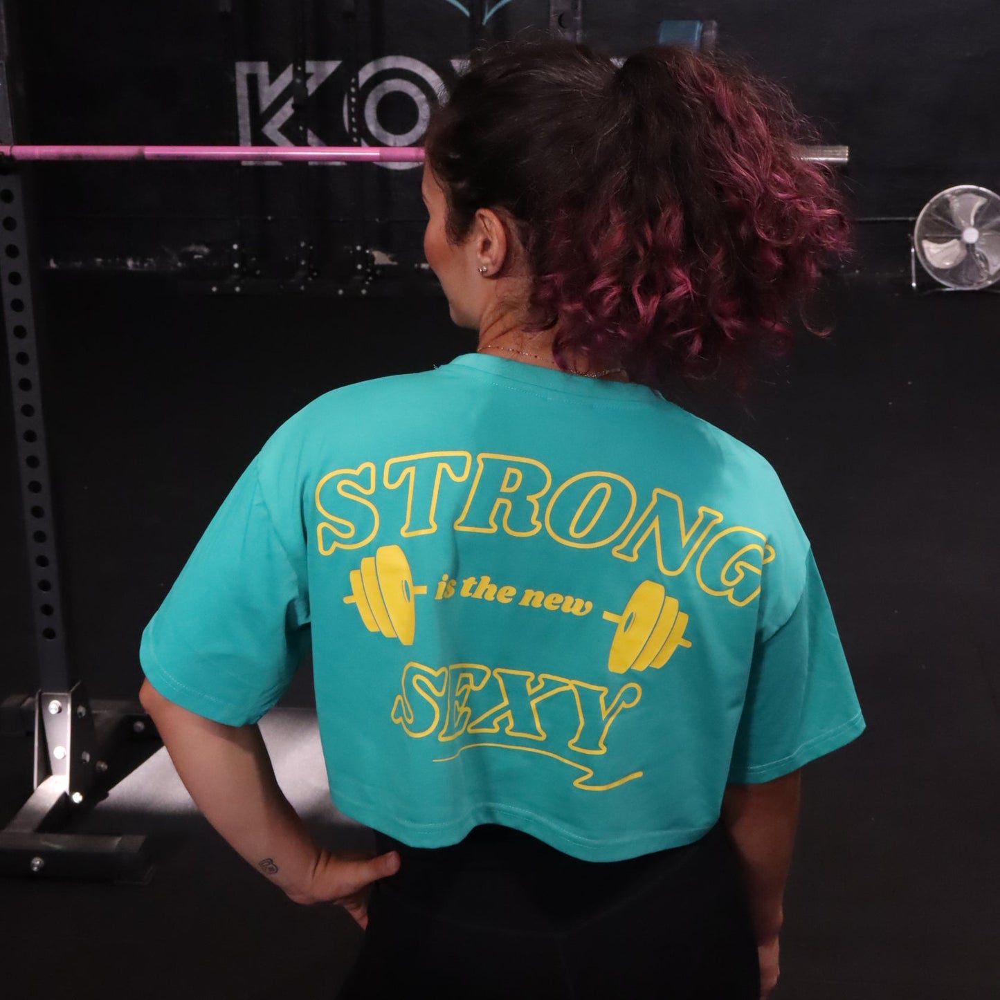 Crop Top STRONG - Verde/Amarillo