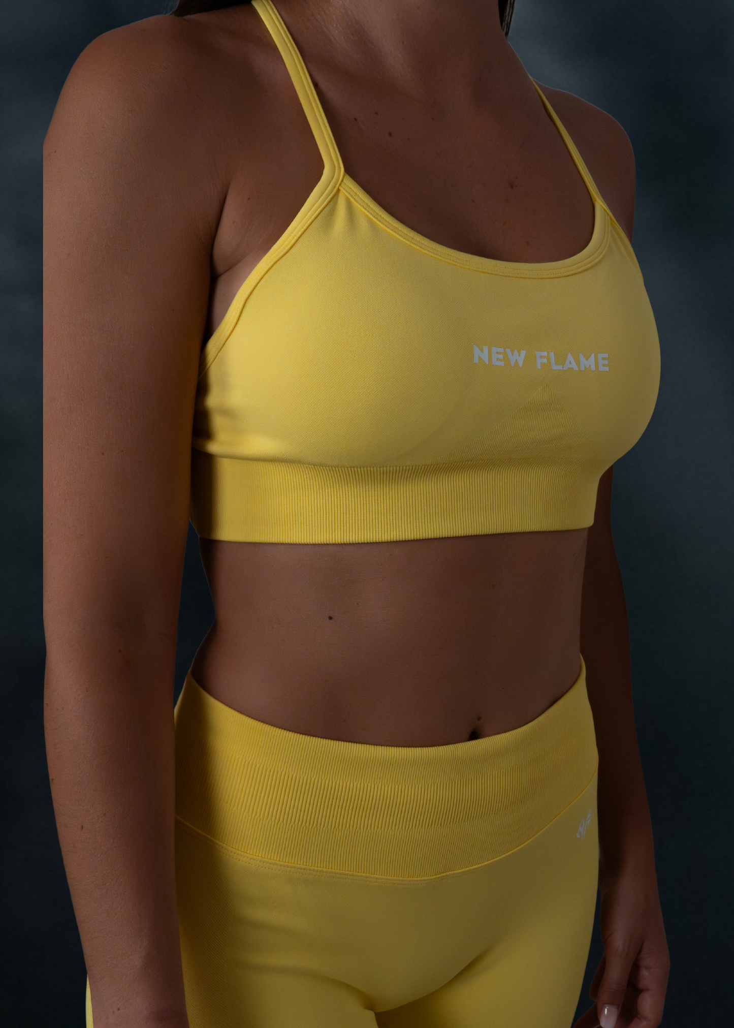 Aura Top  - Amarillo